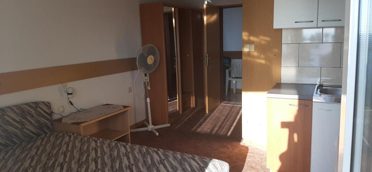 Apartmani Ljubica Klenovica Ngoại thất bức ảnh